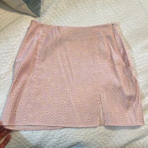 Zara pink daisy skirt size small